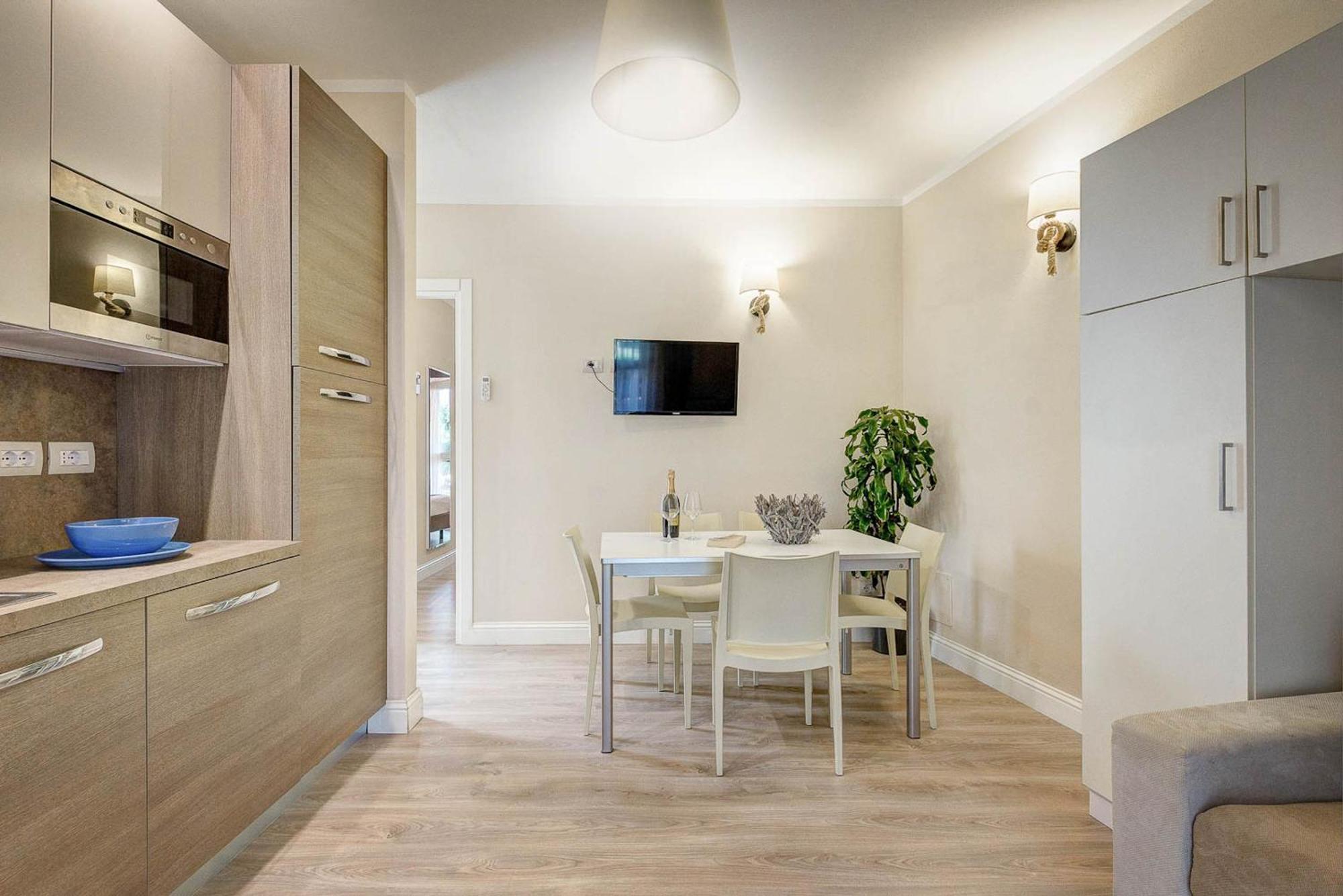 Riva Degli Etruschi Aparthotel *