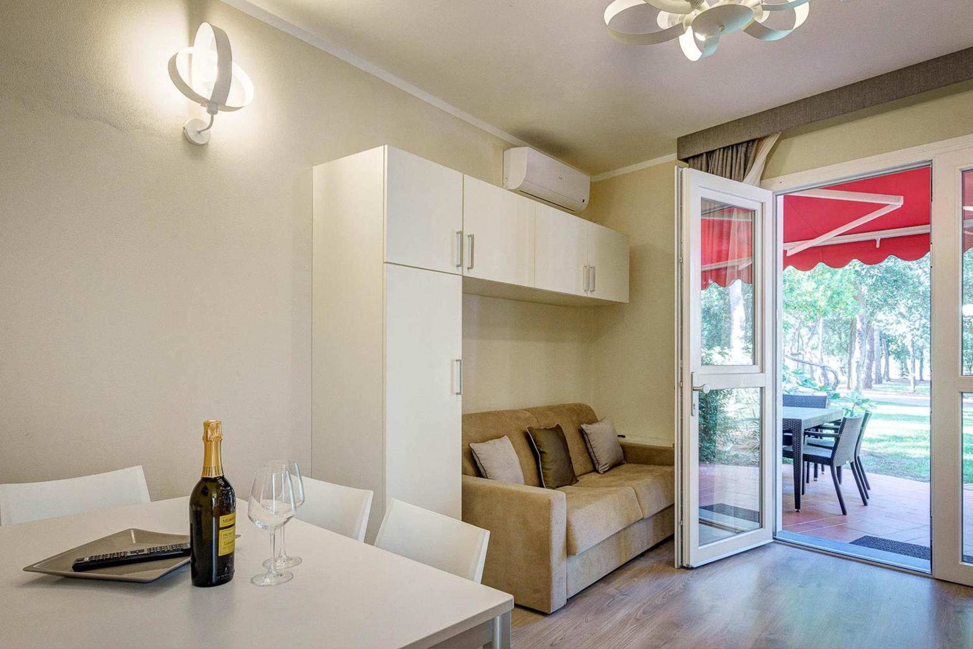 Aparthotel Riva Degli Etruschi *
